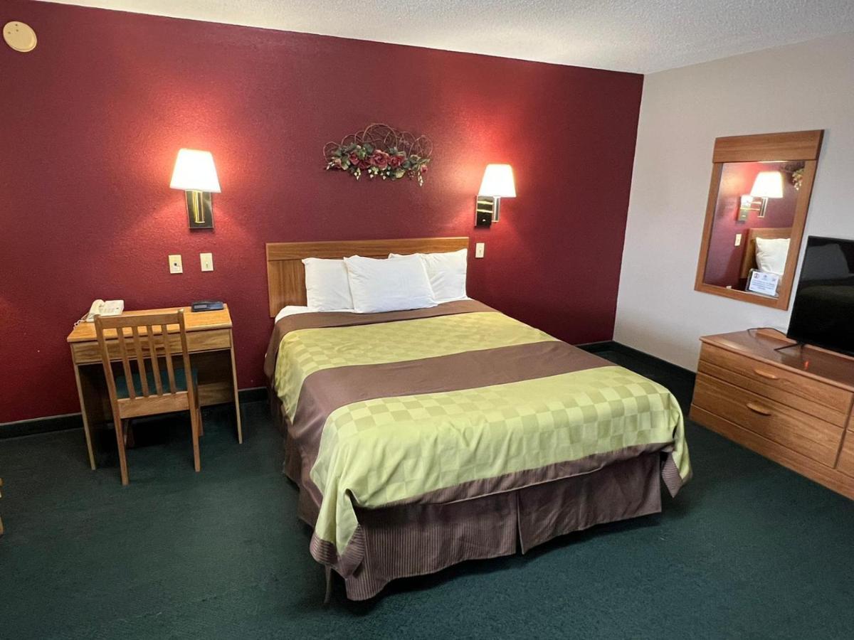 Americas Best Value Inn Suburban Emmetsburg Exterior foto